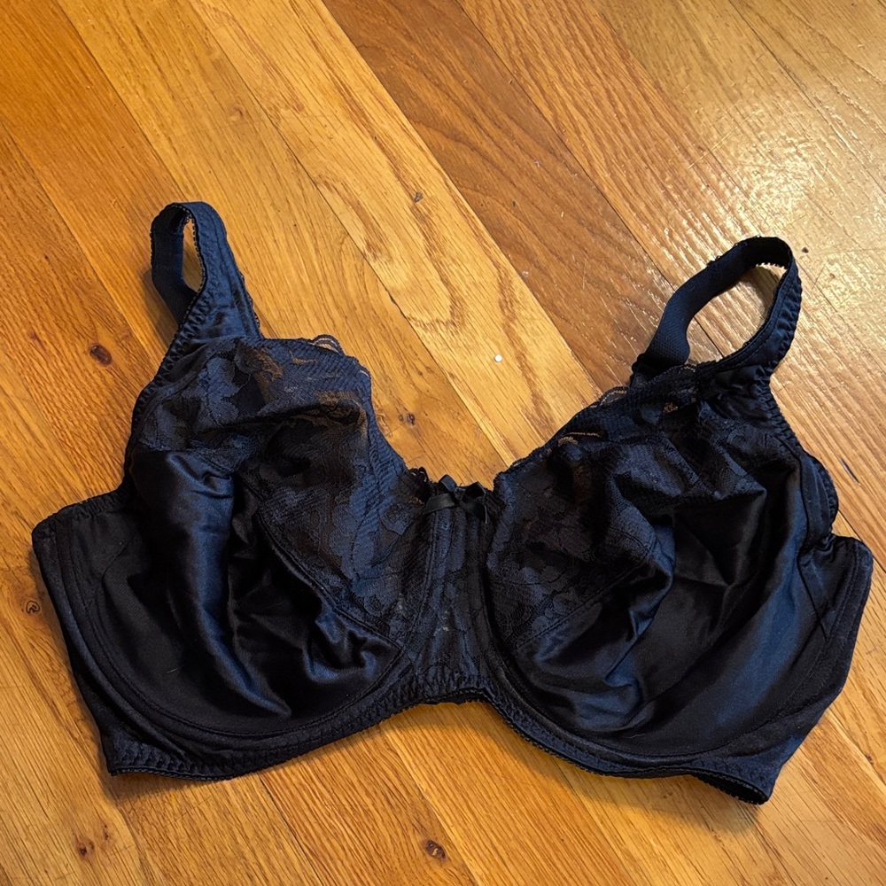 Vassarette Black Satin Lace Bra 38DD